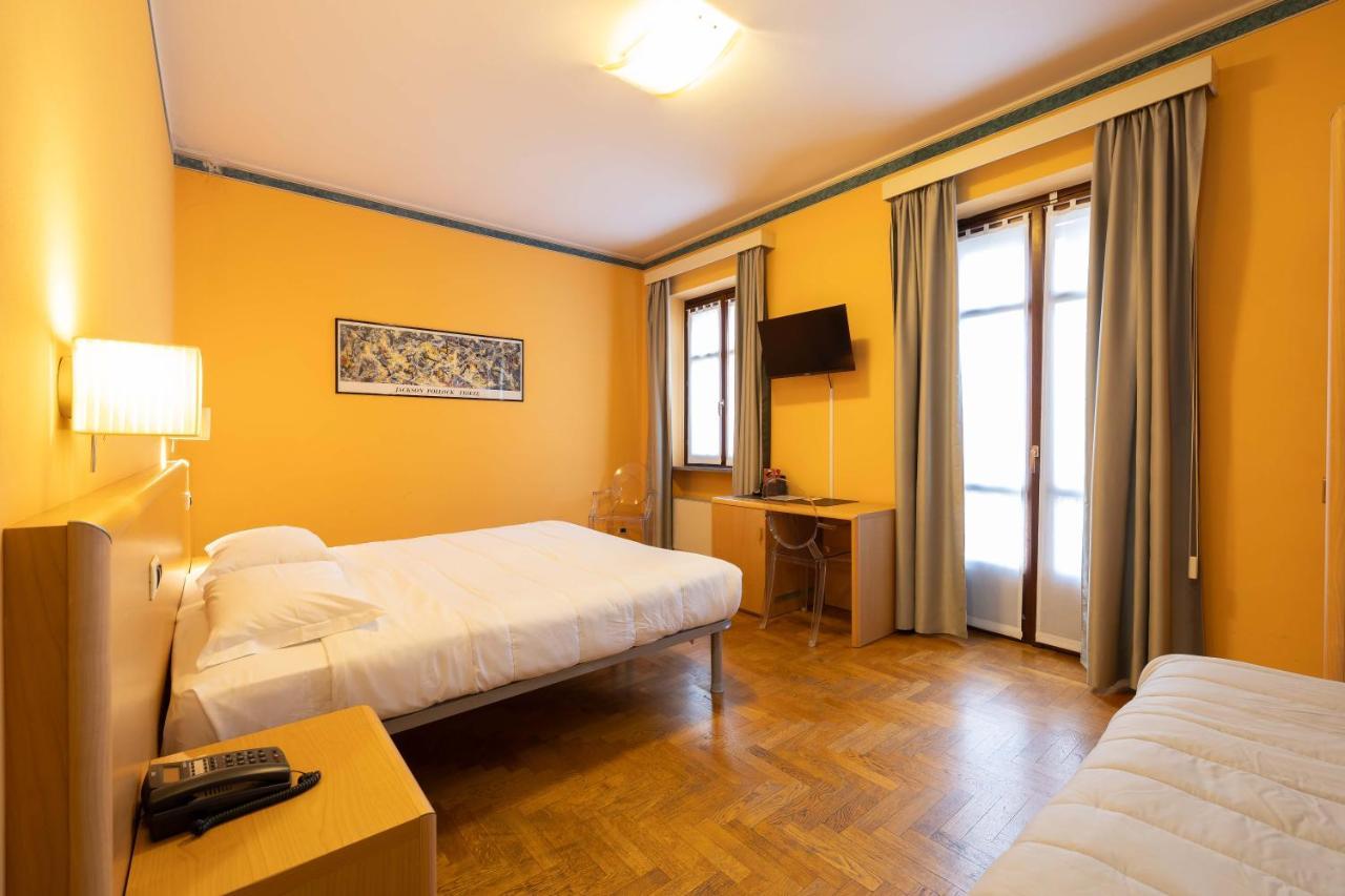 Hotel La Fertè Asti Bagian luar foto