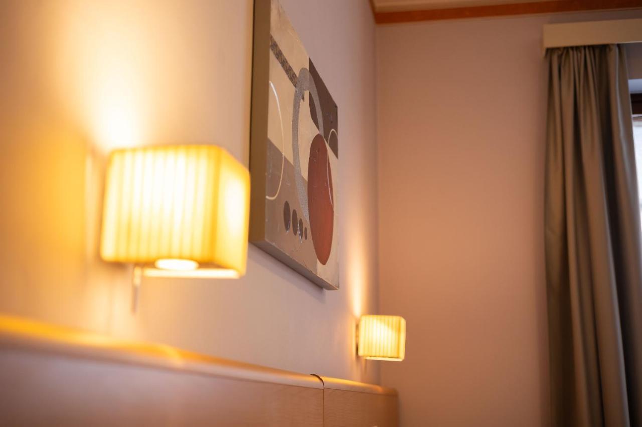 Hotel La Fertè Asti Bagian luar foto